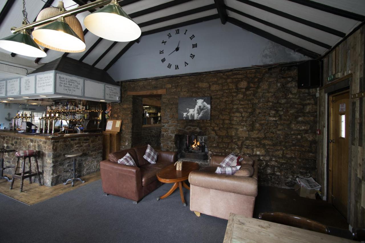 Parsonage Farm Inn Saint Florence Exterior foto